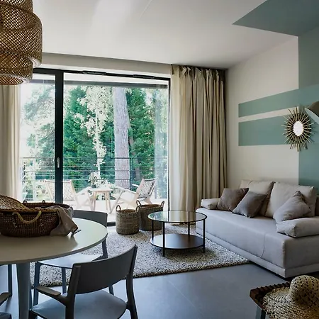 מלון דירות Deck