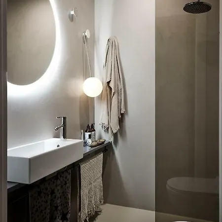 Deck מלון דירות יוראטה